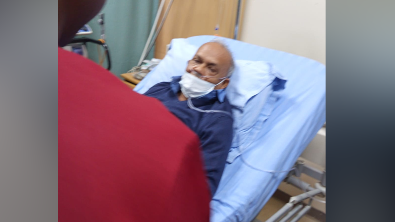 অসুস্থ হয়ে হাসপাতালে ভর্তি বিএনপি নেতা রিজভী