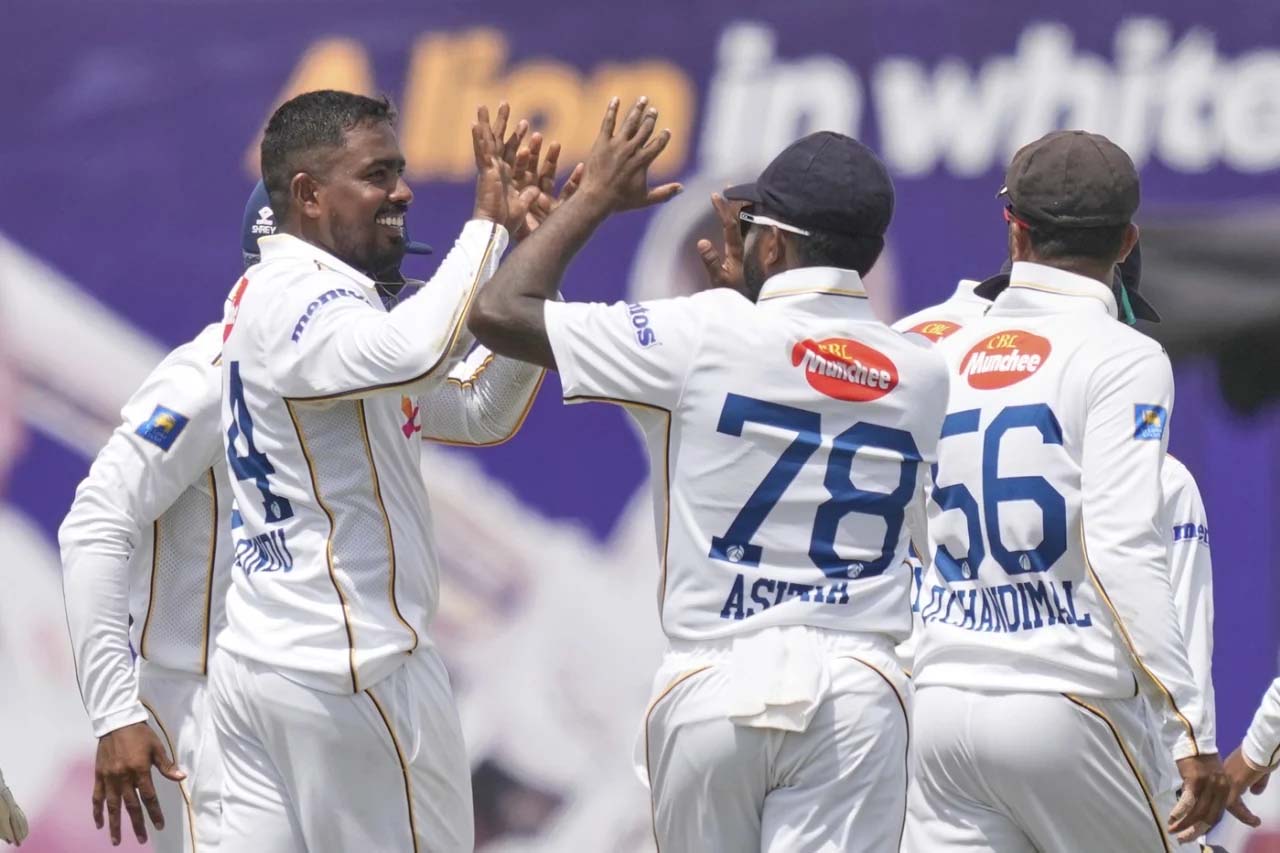 বোলারদের বুঝতেই ব্যর্থ বাংলাদেশি ব্যাটাররা