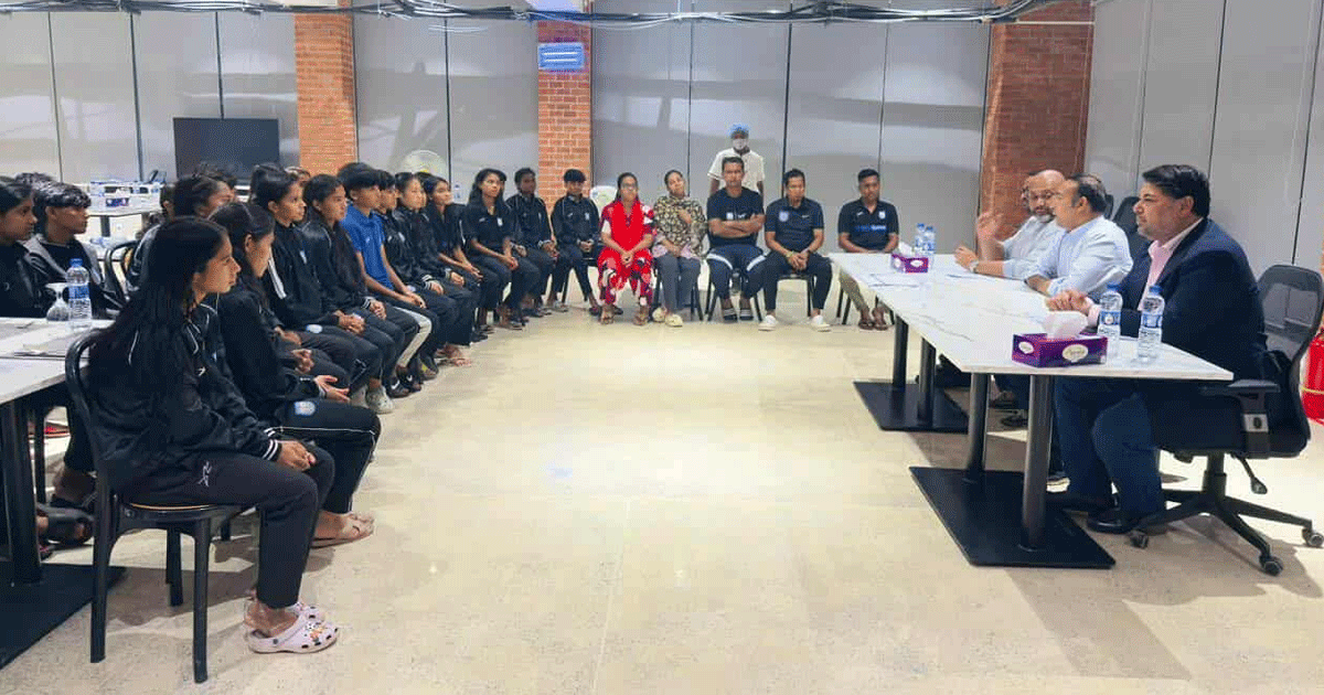কোরিয়ান ইপিজেডে নারী দলের ক্যাম্প