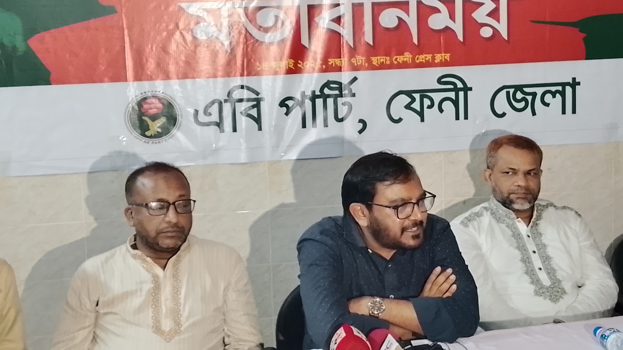 বিএনপি-জামায়াতের কাদা ছোড়াছুড়ি বন্ধ করতে হবে: মঞ্জু