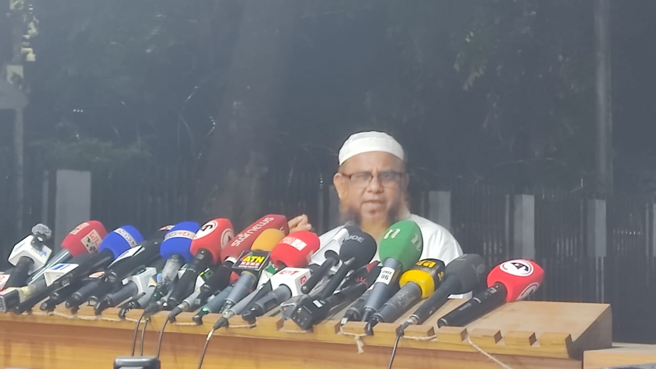 ফ্যাসিবাদ বিরোধী ঐক্যের আহ্বান জানিয়েছেন প্রধান উপদেষ্টা: গাজী আতাউর রহমান