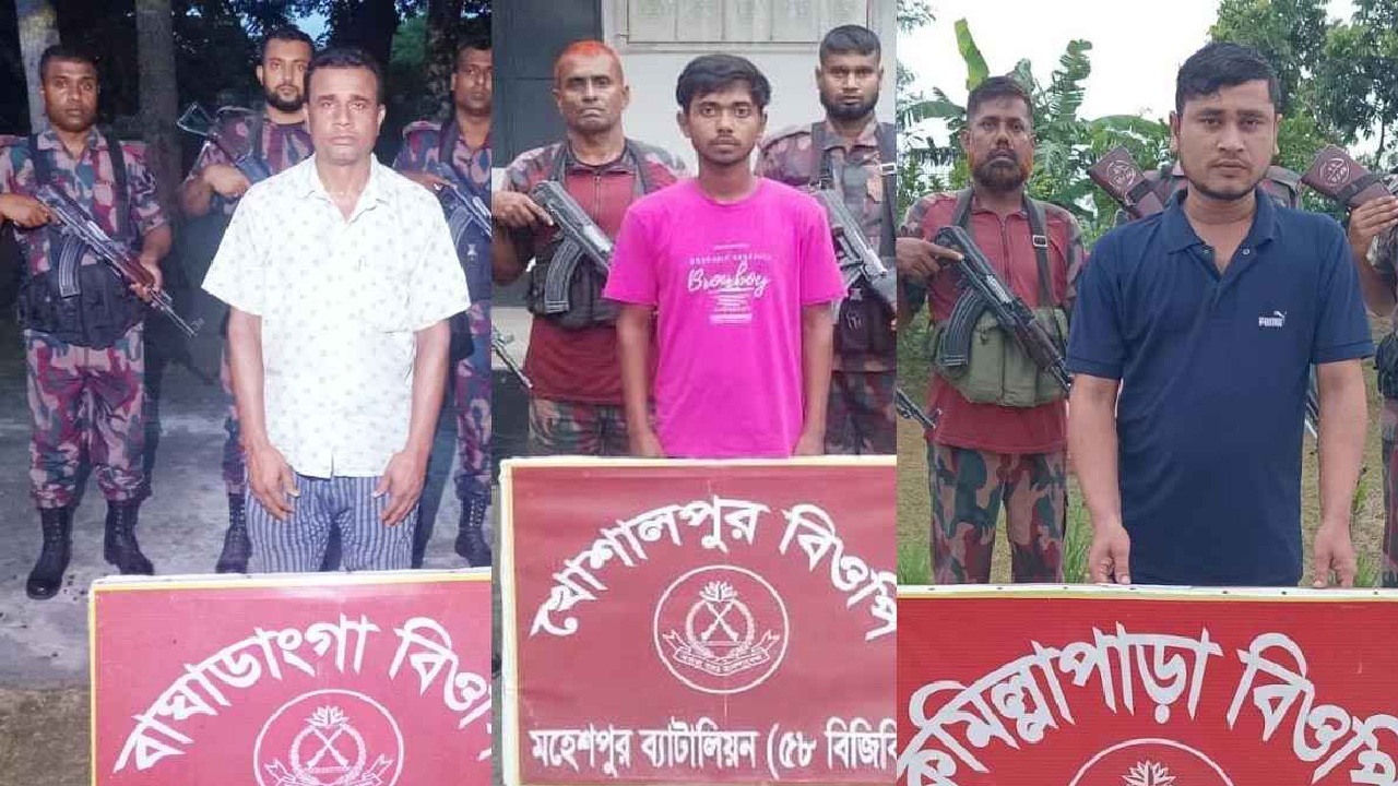 মহেশপুর সীমান্তে অনুপ্রবেশের অভিযোগে আটক ১২
