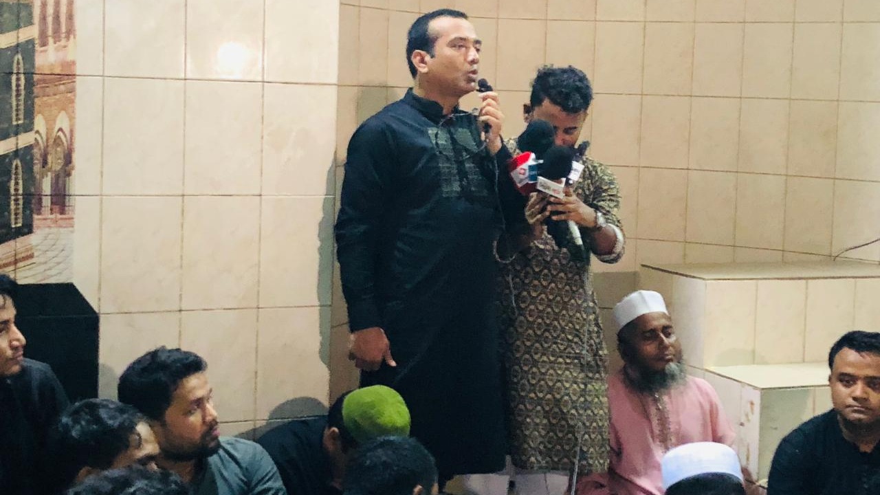 জুলাই শহীদ ও মাইলস্টোনে নিহতদের স্মরণে ঢাবিতে ছাত্রদলের দোয়া মাহফিল
