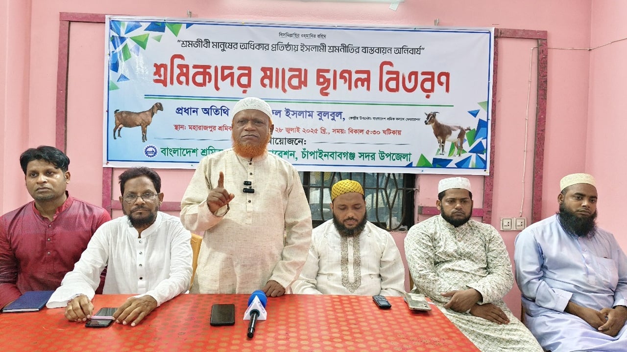 জনগণ আগামীতে চাঁদাবাজদের বর্জন করবে: বুলবুল