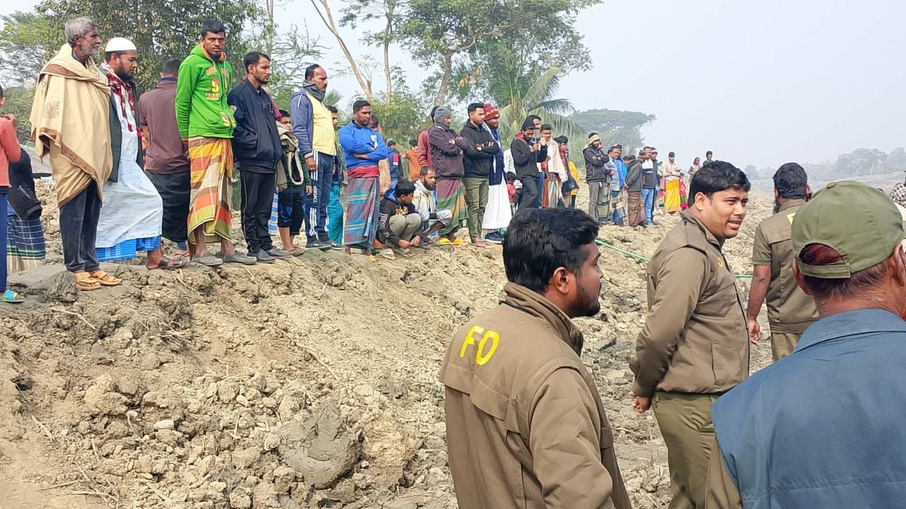 সুন্দরবনে হরিণ শিকারের ফাঁদে বাঘ