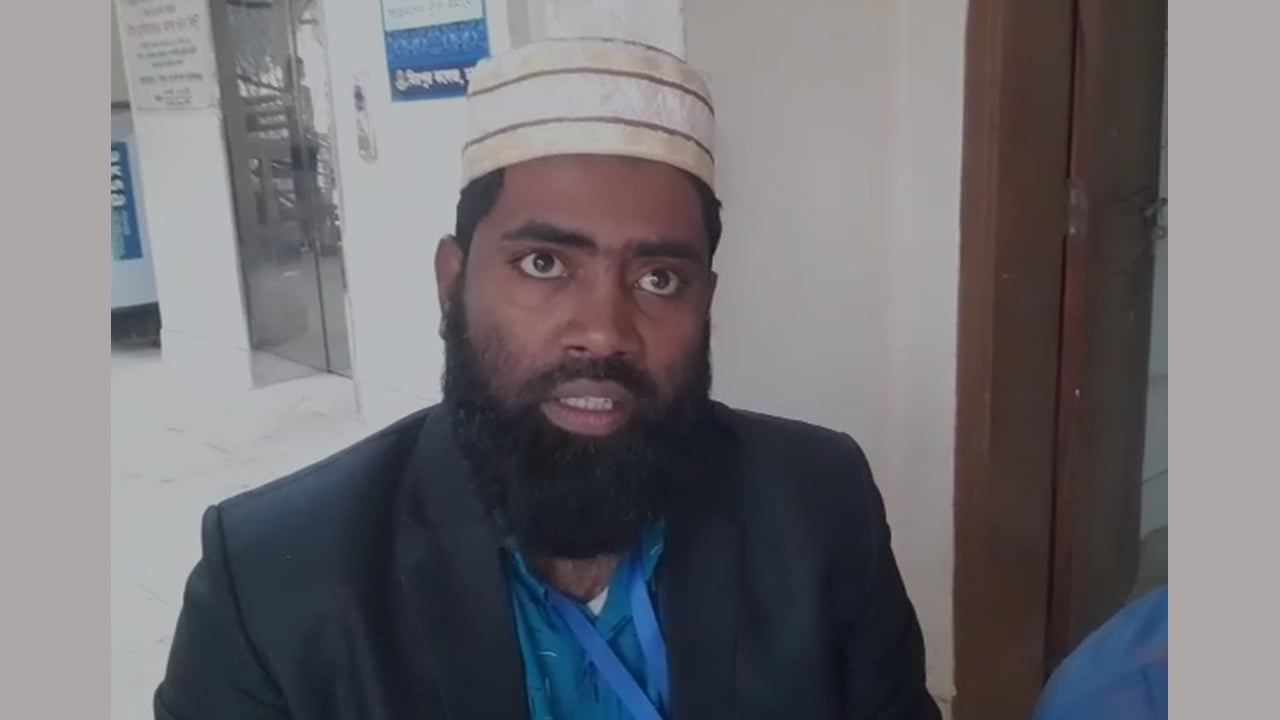 ‘২০ বছর পর ভোট দিতে এসে দেখি— সিরিয়ালে নাম নেই’