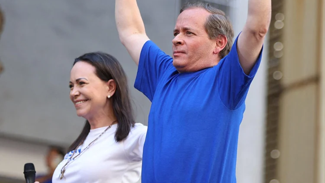 ভেনেজুয়েলায় মুক্তি পেলেন তিন শীর্ষ বিরোধী নেতা