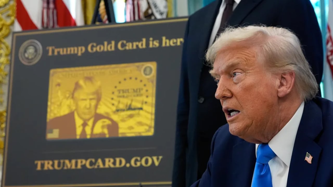 ‘গোল্ড কার্ড’ ভিসায় মার্কিন নাগরিক হওয়ার সুযোগ