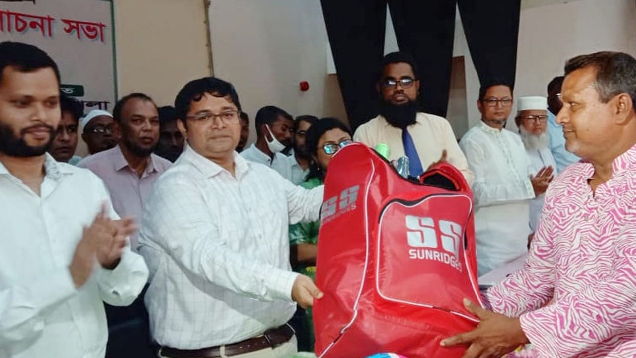 শিক্ষার পাশাপাশি ক্রিড়া উন্নয়নকে সমান গুরুত্ব দিচ্ছে সরকার