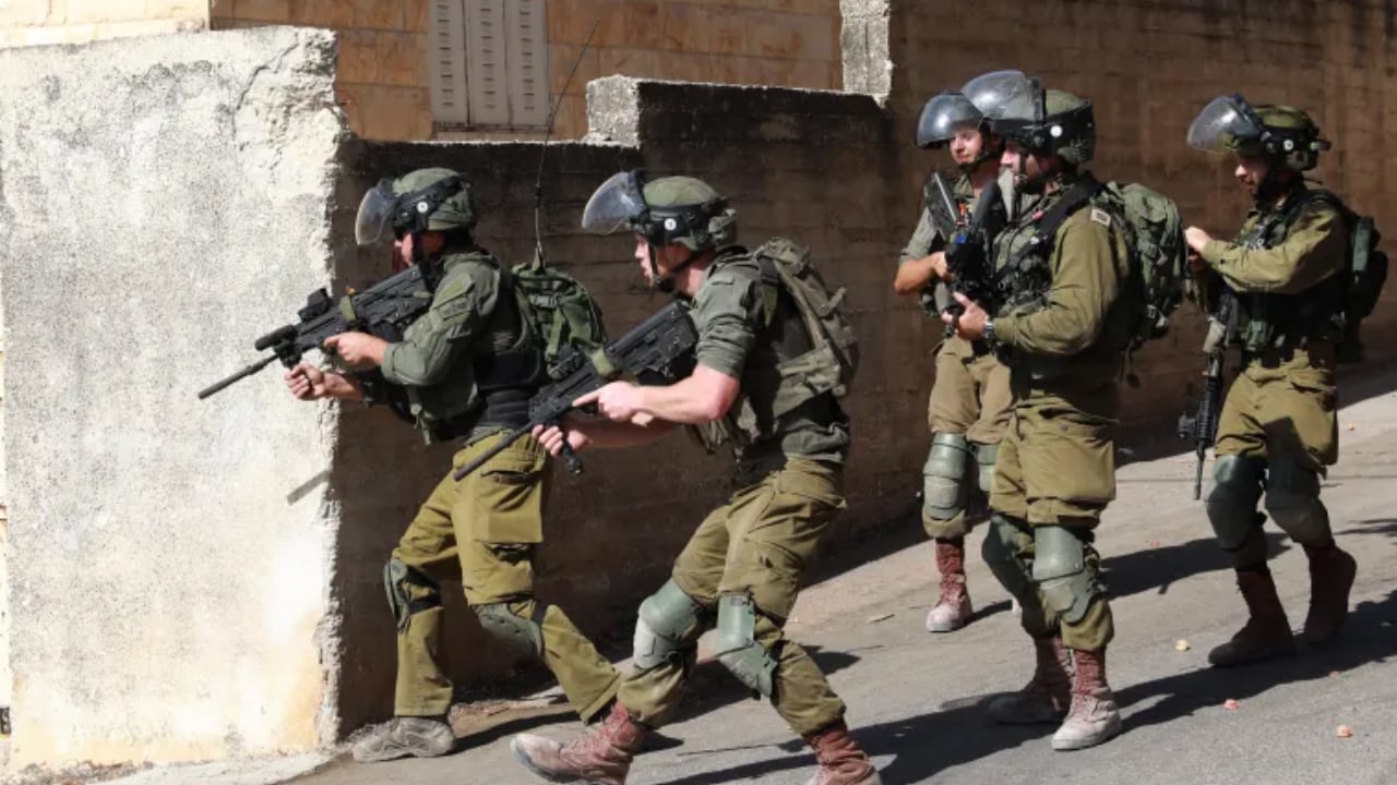 পশ্চিম তীরে ১৫০ ফিলিস্তিনি ইসরাইলের হাতে আটক