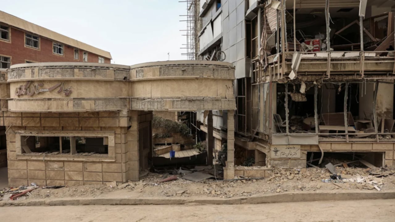 ইরানের স্বাস্থ্যকেন্দ্রে হামলা নিয়ে বিশ্ব স্বাস্থ্য সংস্থার সতর্কতা