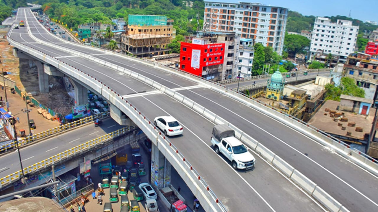 চট্টগ্রামের ওয়াসিম আকরাম এক্সপ্রেসওয়ে যেন মৃত্যুফাঁদ