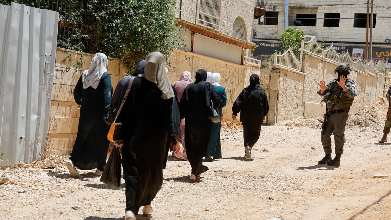 ফিলিস্তিনিদের উচ্ছেদ করে যুদ্ধাপরাধ করছে ইসরাইল: এইচআরডব্লিউ