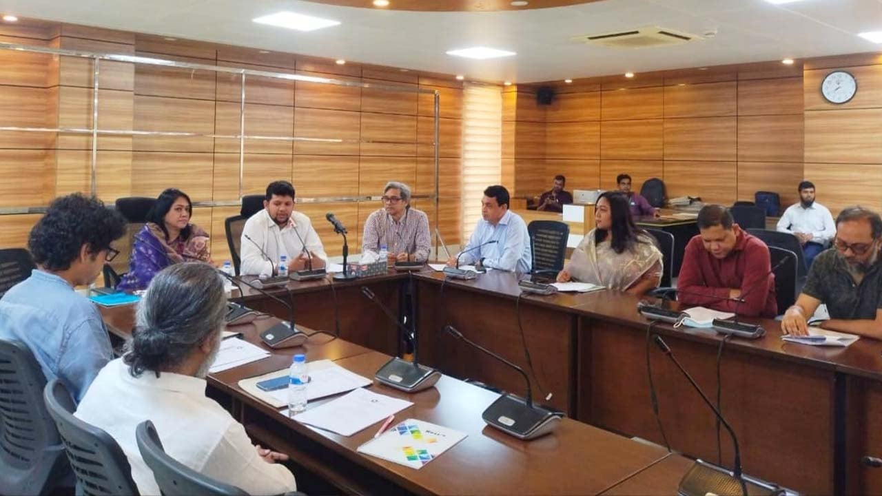 সরকারি অনুদানপ্রাপ্ত চলচ্চিত্রের নির্মাণশৈলী উন্নত করার আহ্বান