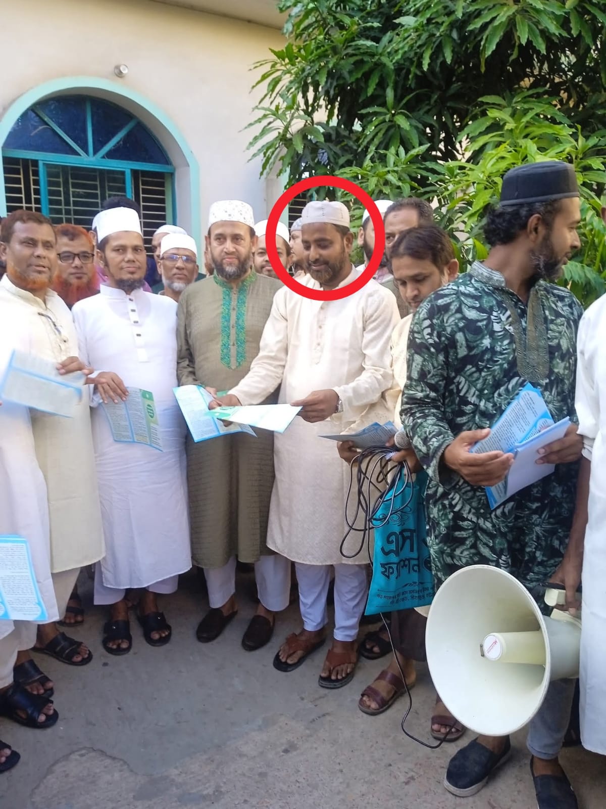 ওয়ার্ড কমিশনার রায়হান উদ্দিন। ছবি : আমার দেশ