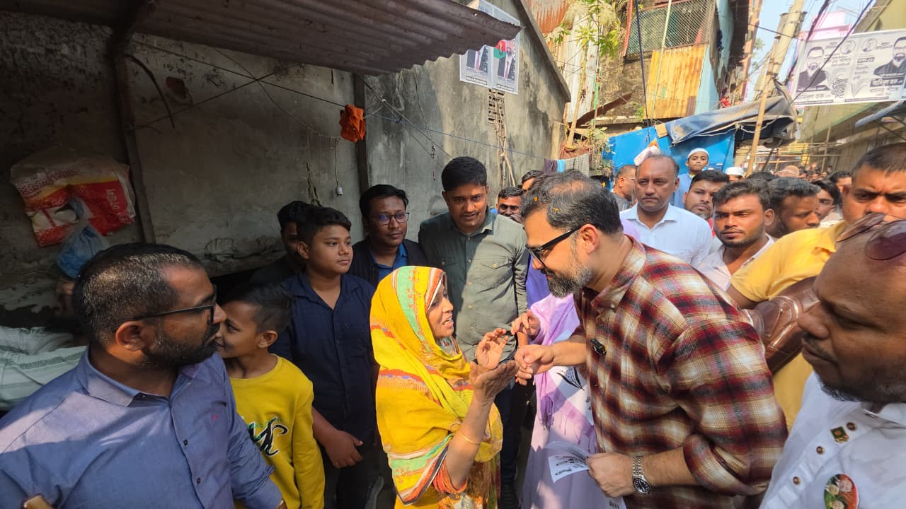 অমানবিক রাষ্ট্র দেখতে চাই না, গড়তে চাই মানবিক বাংলাদেশ: আমিনুল হক