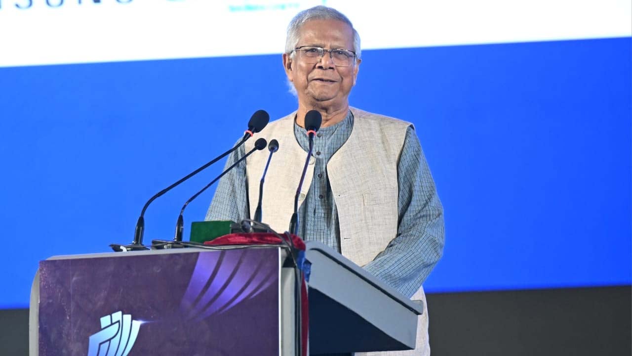 সরকারি কর্মকর্তাদের ৫ বছরের বেশি চাকরি করা উচিত না