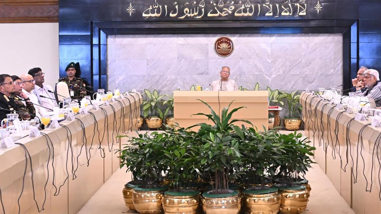 এবারের নির্বাচন ভবিষ্যতের জন্য আদর্শ তৈরি করবে: প্রধান উপদেষ্টা