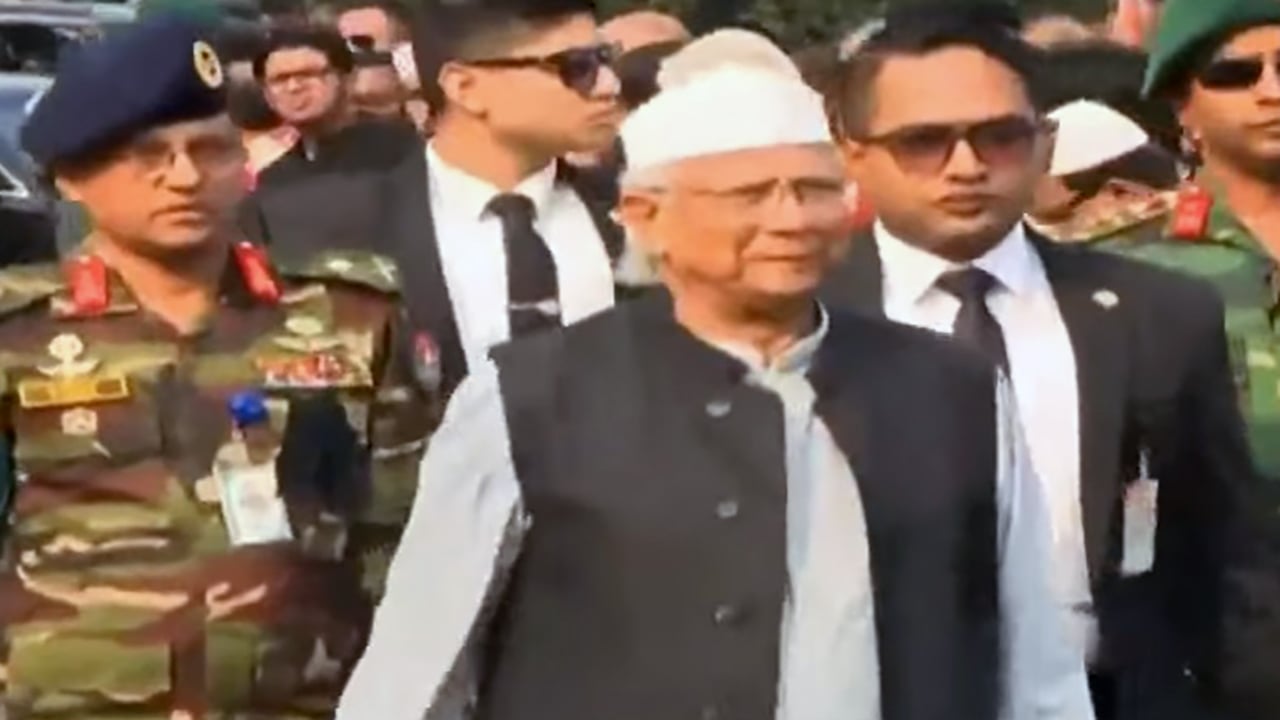 প্রিয় হাদি তোমাকে বিদায় দিতে আসিনি: প্রধান উপদেষ্টা