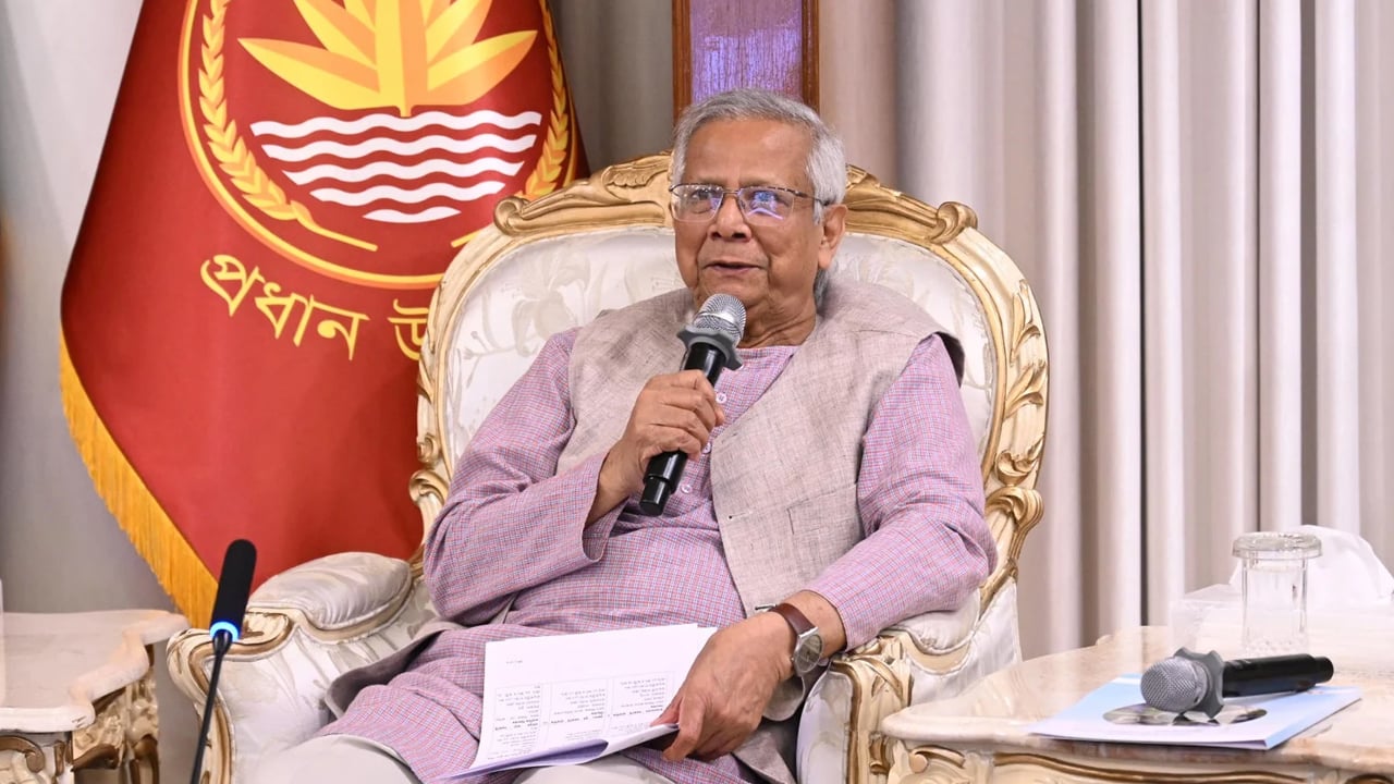 তিন পার্বত্য জেলায় ই-লার্নিং কার্যক্রম উদ্বোধন করলেন প্রধান উপদেষ্টা