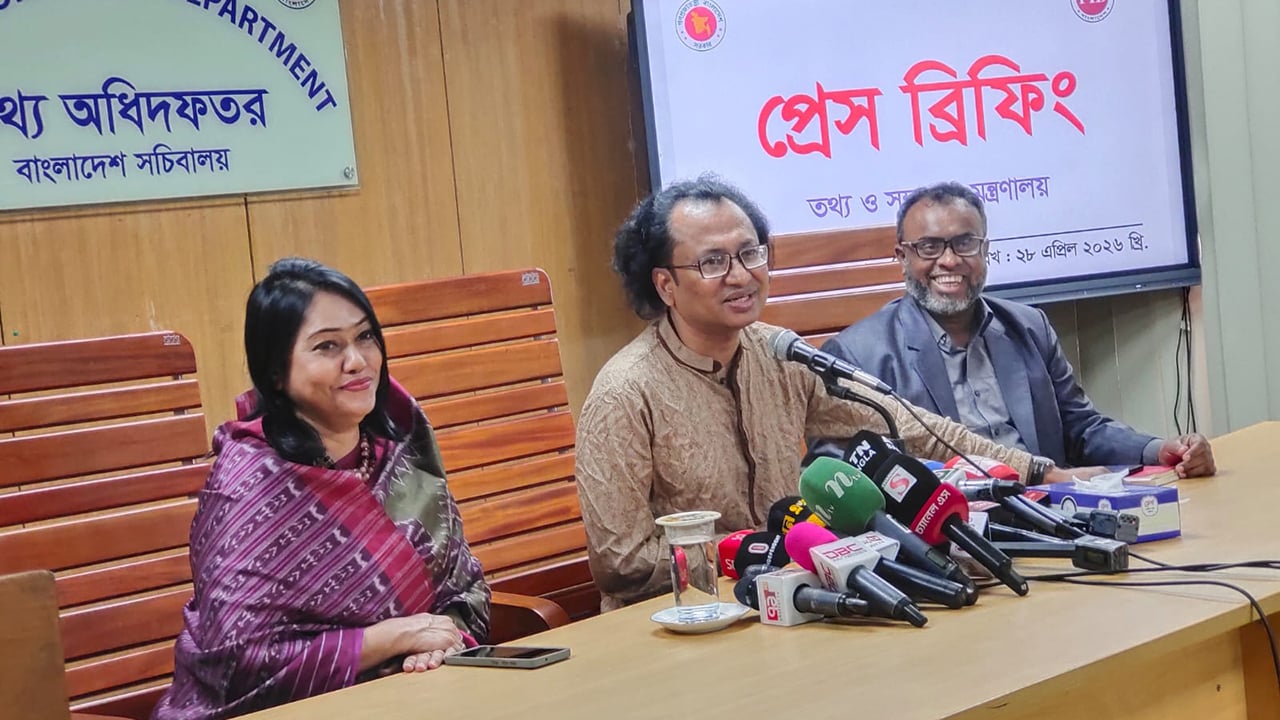 হামের টিকা পেয়েছে ৯৪ লাখ শিশু: তথ্য উপদেষ্টা