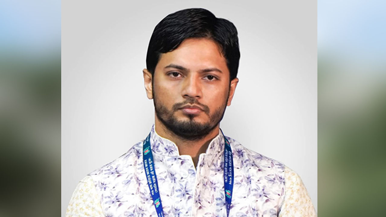 দলকানা প্রশাসন দ্বারা কোনো বিশ্ববিদ্যালয় চলতে পারে না