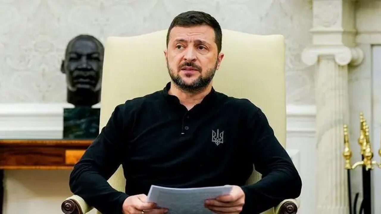 শান্তি আলোচনায় ইউক্রেনকে ছাড় দিতে চাপ দিচ্ছে যুক্তরাষ্ট্র: জেলেনস্কি