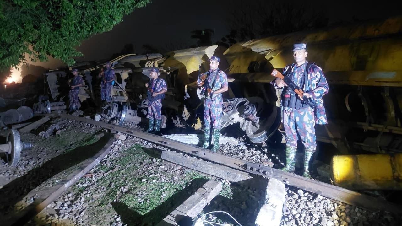 হবিগঞ্জে ট্রেন লাইনচ্যুতের ঘটনায় ৫ সদস্যের তদন্ত কমিটি গঠন