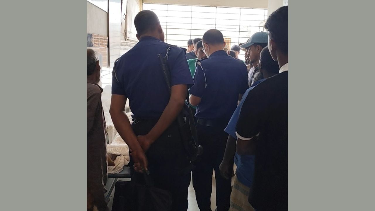 বিশ্রাম নিতে গিয়ে ইটভাটায় বিদ্যুৎস্পৃষ্টে দুজনের মৃত্যু