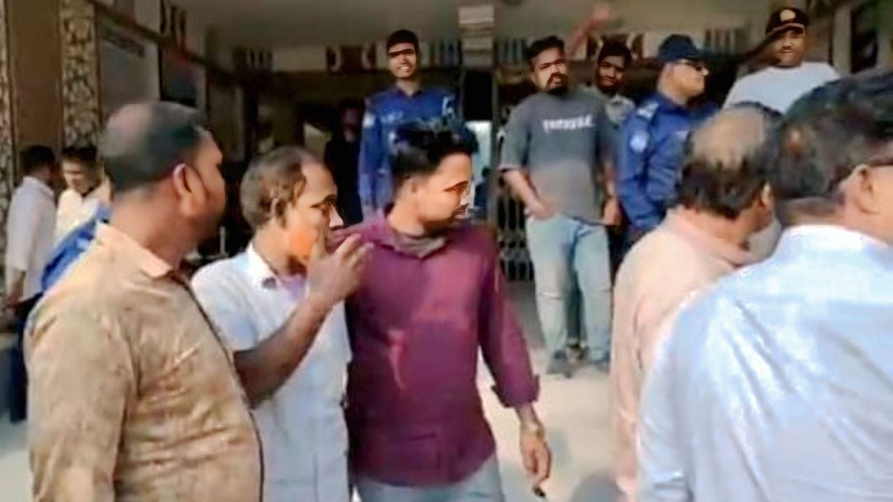 গুরুদাসপুরে দরপত্রের পরই ৫ লাখ চাঁদা দাবির অভিযোগ