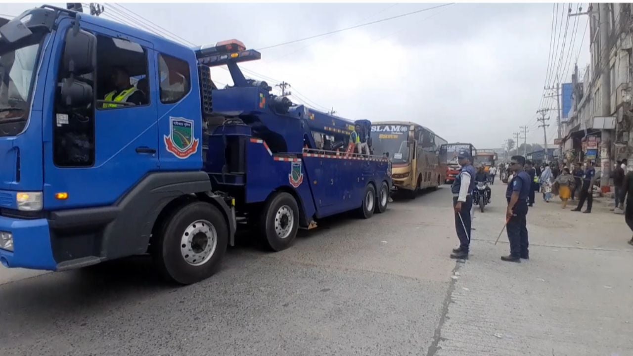 ঢাকা-টাঙ্গাইল মহাসড়কে ঘণ্টায় ঘণ্টায় বাড়ছে যানবাহনের চাপ