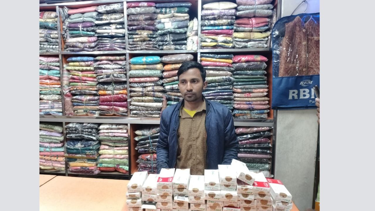 জলঢাকায় নকল ওষুধ বিক্রির দায়ে গ্রেপ্তার ১, ৩ মাসের কারাদণ্ড