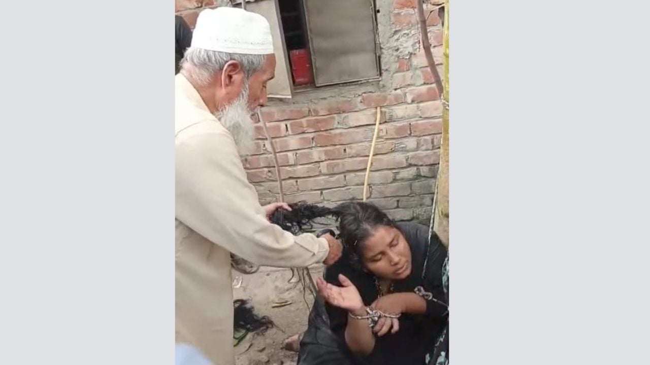 রূপগঞ্জে চুরির অভিযোগে মাথার চুল কেটে তিন নারীকে হেনস্তা