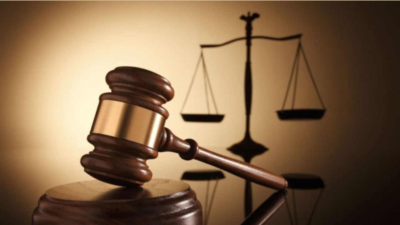 অভয়নগরে গভীর রাতে অভিযান, চার মাদকসেবীর কারাদণ্ড