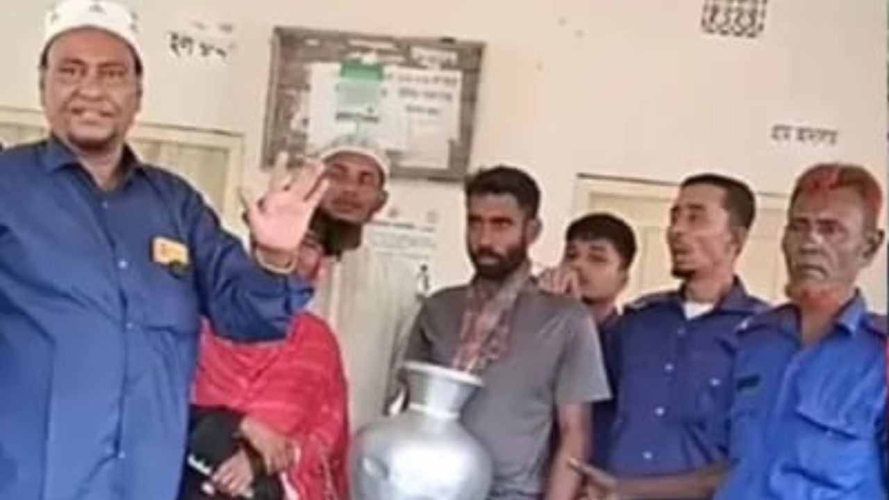 নোয়াখালীতে ছেলের কাছে মাংস খেতে চাওয়ায় মাকে মারধর