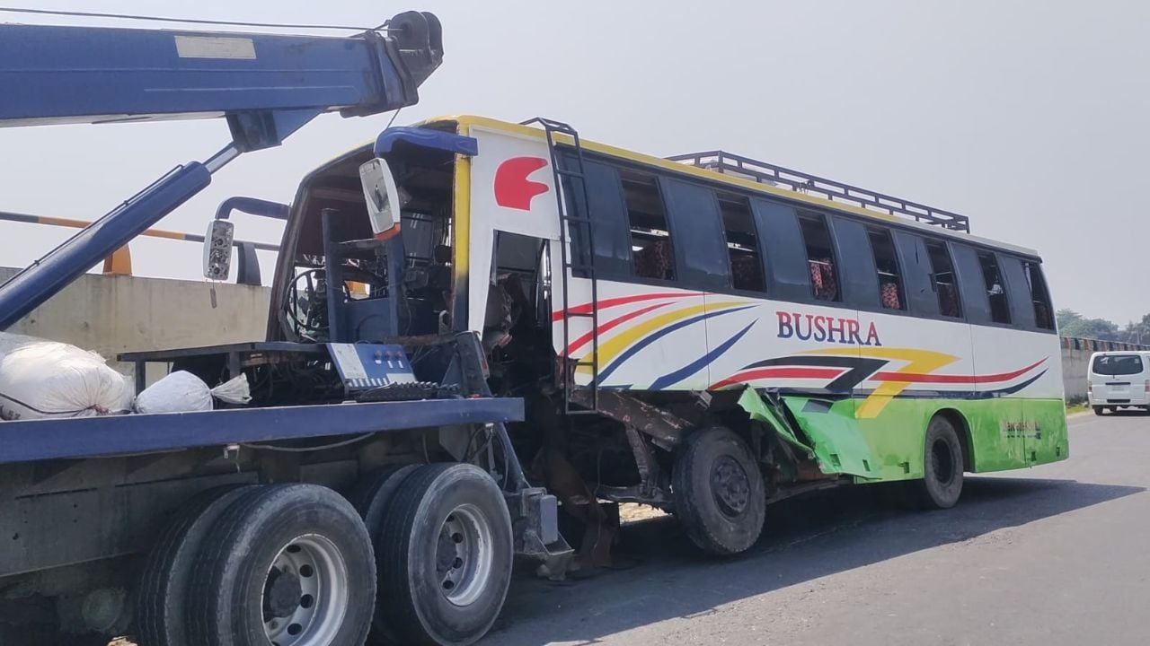 সিরাজগঞ্জ সড়ক দুর্ঘটনায় নিহত ৩