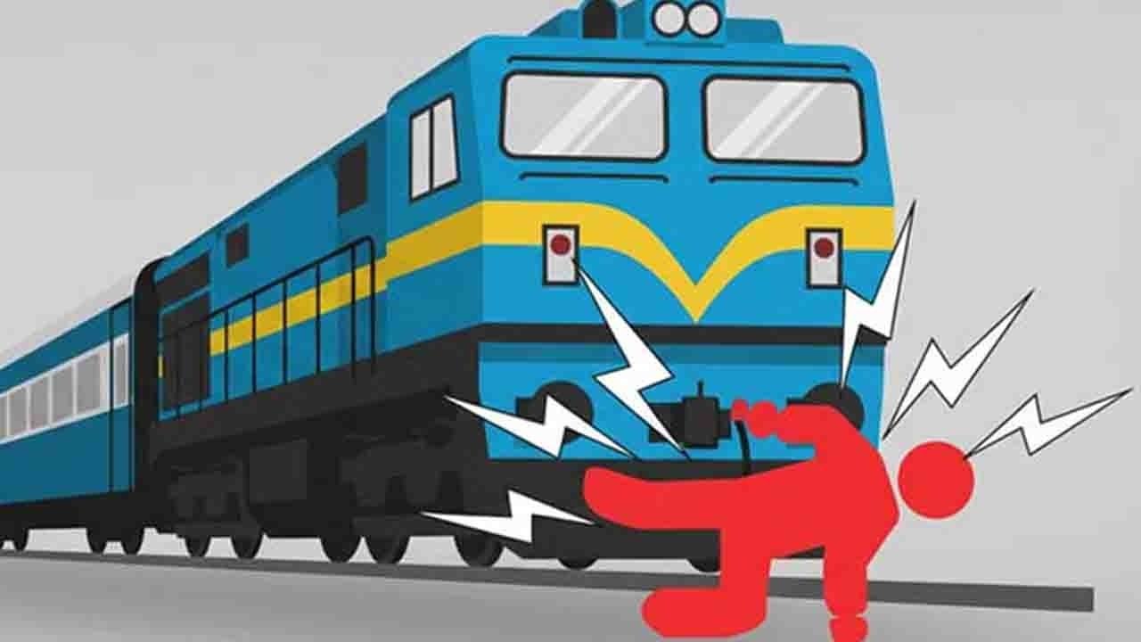 শ্রীপুরে শিশুসন্তানসহ ট্রেনের নিচে মায়ের আত্মহত্যা