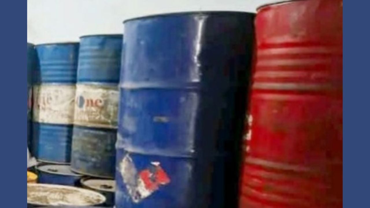 দৌলতখানে মজুতকৃত ৭০০ লিটার ডিজেল জব্দ