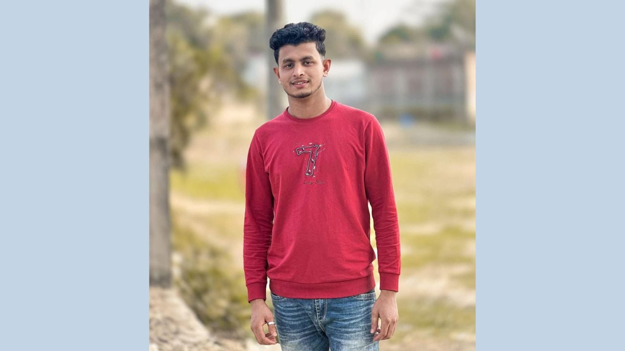 আড়াইহাজারে নসিমন উল্টে যুবক নিহত