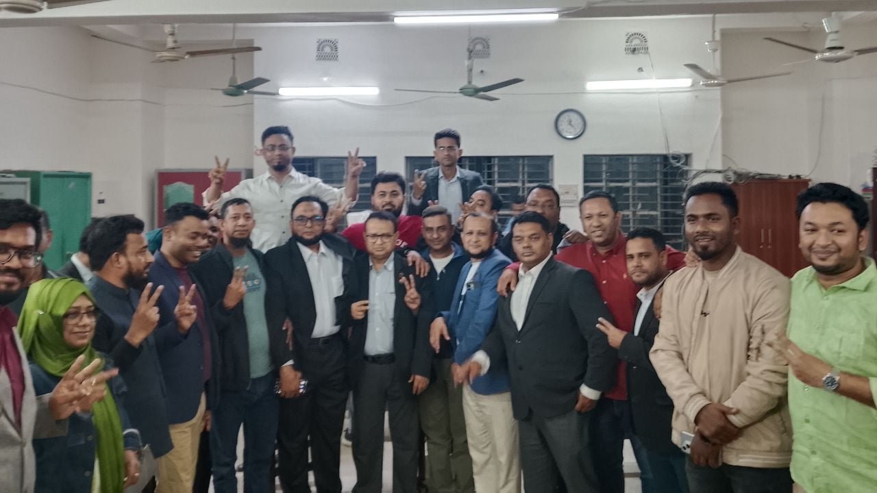 ফেনী জেলা আইনজীবী সমিতির নির্বাচনে বিএনপি প্যানেল বিজয়ী