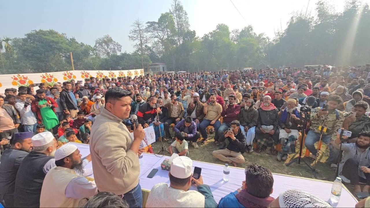 নেতার পাঞ্জাবি ছিঁড়ে কর্মীদের বেঁধে রাখবেন : হাসনাত আব্দুল্লাহ