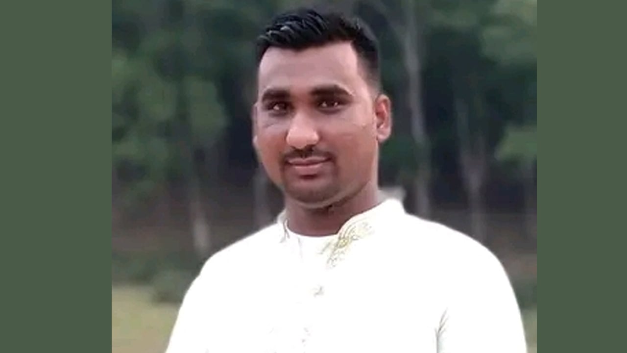 বাহুবলে চোরাকারবারি আ. লীগ নেতা গ্রেপ্তার
