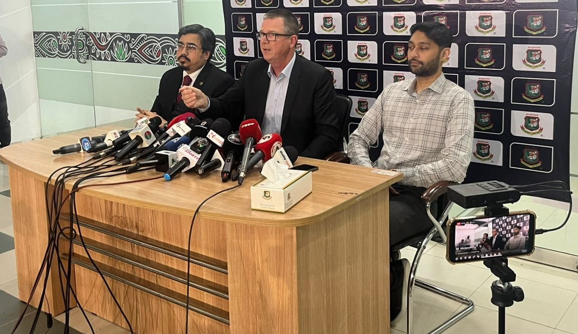 ‘নিরাপত্তার স্বার্থে বাদ অভিযুক্তরা’