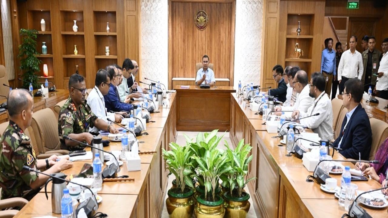 বন্ধ রাষ্ট্রায়ত্ত কলকারখানা দ্রুত চালুর নির্দেশ প্রধানমন্ত্রীর
