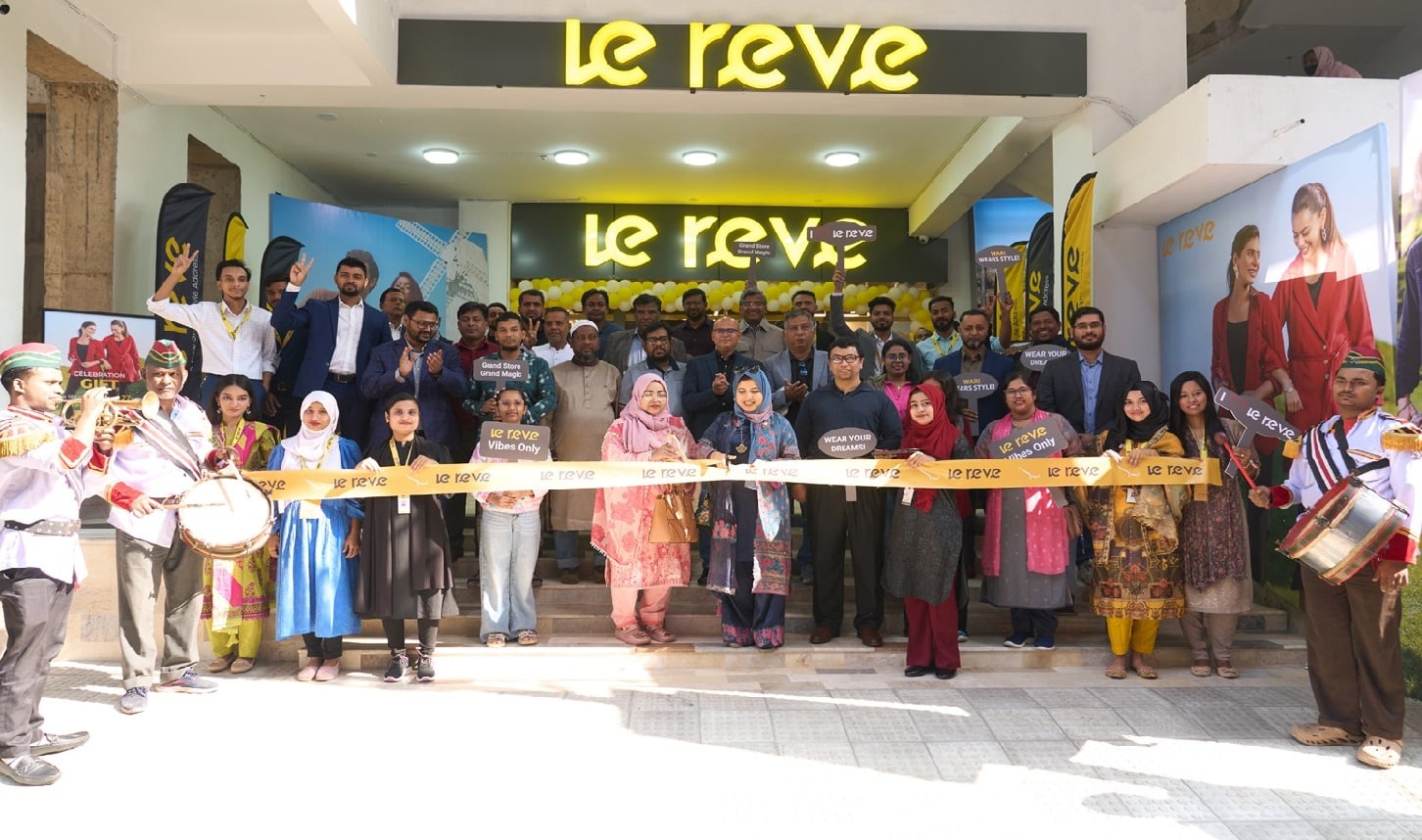 ওয়ারীতে লা রিভের ২৭তম স্টোরে আধুনিকতার এক অনন্য মিলন