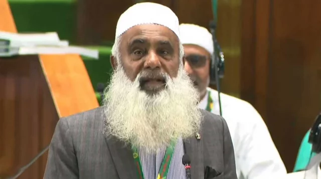 আ. লীগ সরকারের সুরে সড়কমন্ত্রীর বক্তব্য: সংসদে সরকারি দলের এমপির অভিযোগ