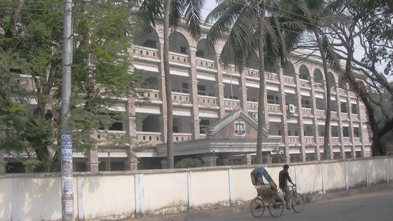 গ্রামীণ ব্যাংকের সাবেক কর্মকর্তাসহ দুজনের কারাদণ্ড