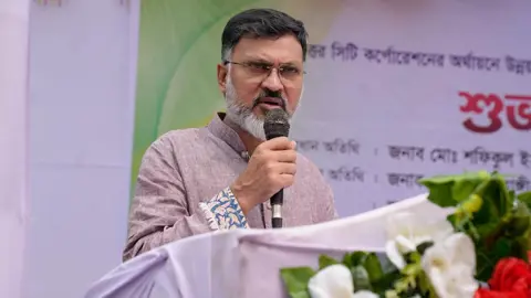 ঢাকার প্রতিটি ফুটপাত দখলমুক্ত করা হবে: ডিএনসিসি প্রশাসক
