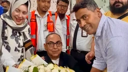 দেশে ফিরেছেন মির্জা আব্বাস