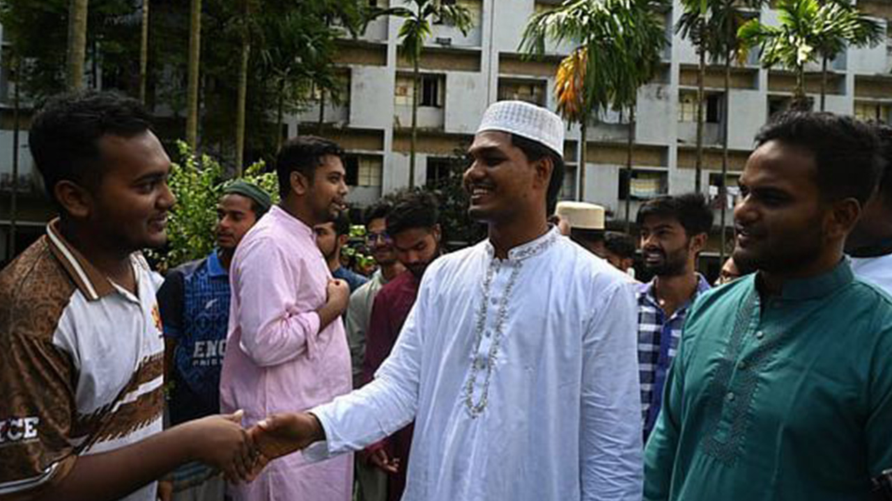 অন-ক্যাম্পাস জব আইডিয়া বাস্তবায়নের অঙ্গীকার আবিদের